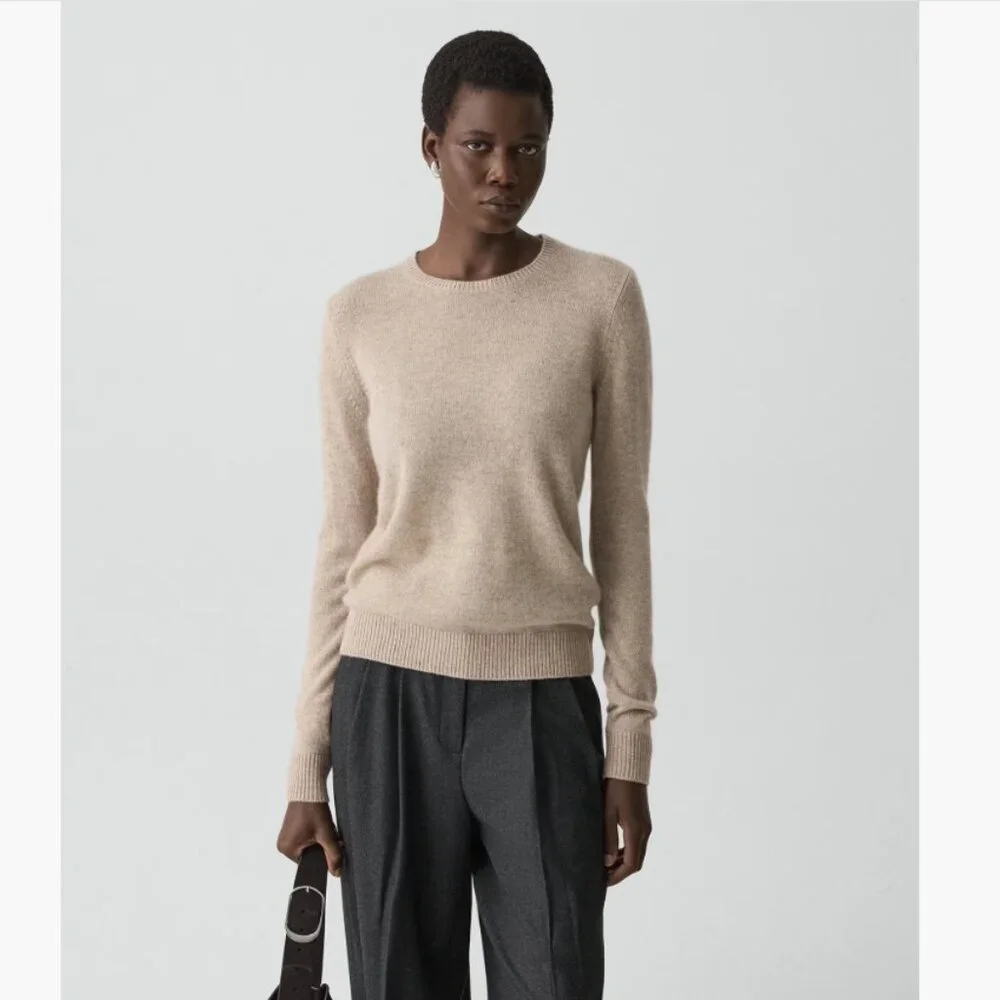 NWT Theory Kaylenna Crewneck Sweater in Feather Cashmere - Picture 1 of 6